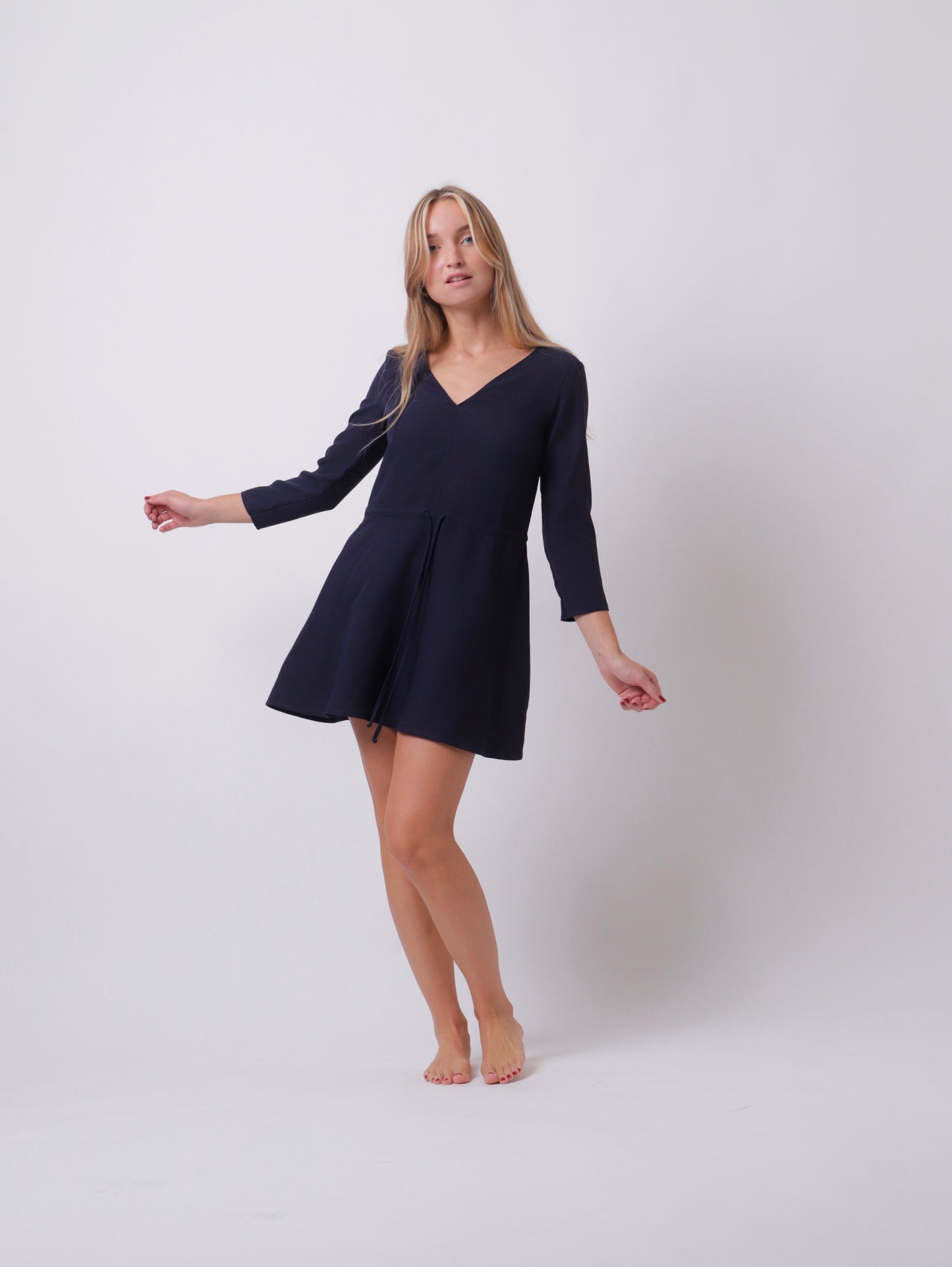 NAVY BLUE