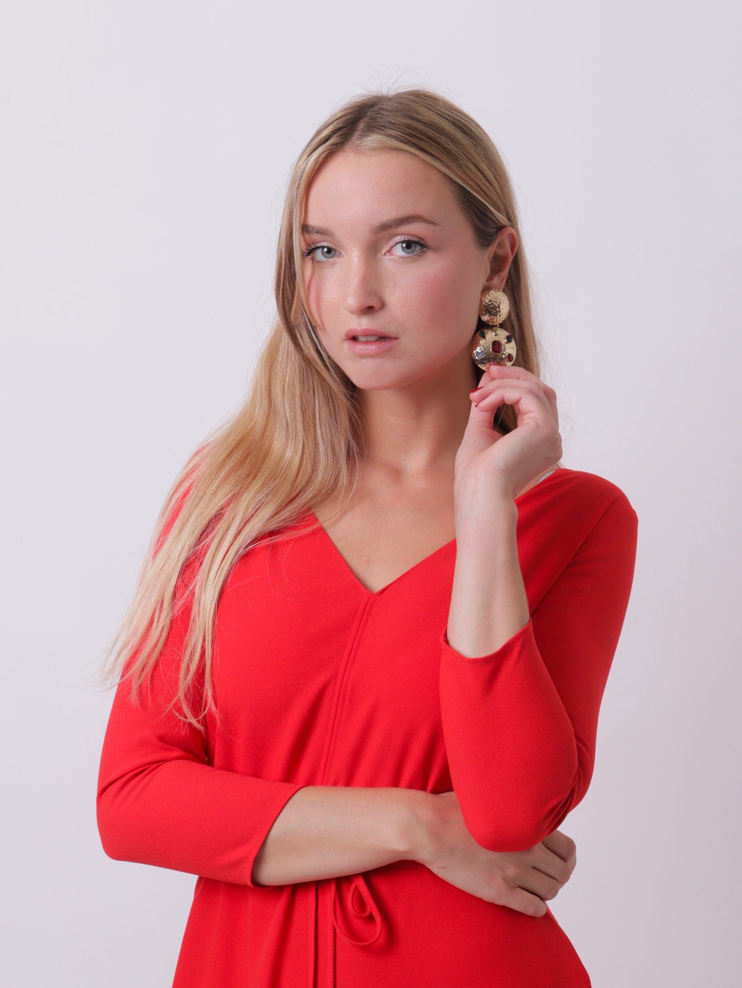 HOT RED