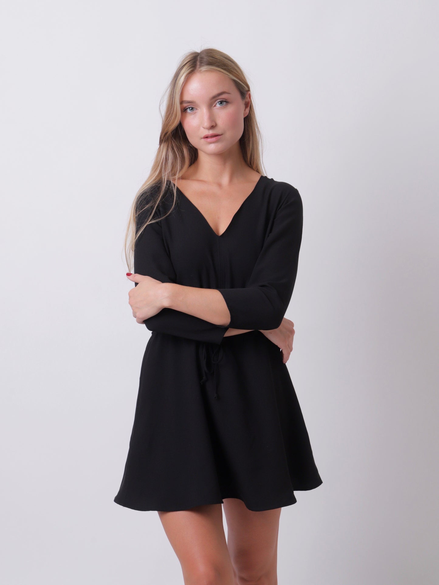 DEEP BLACK