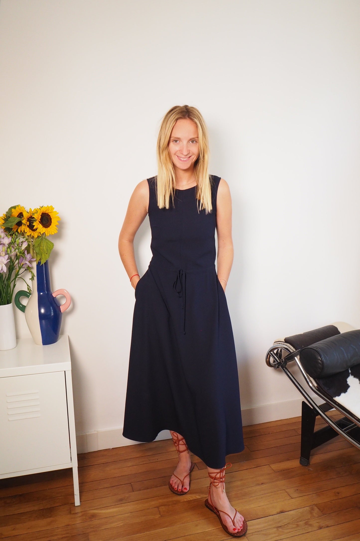 NAVY BLUE